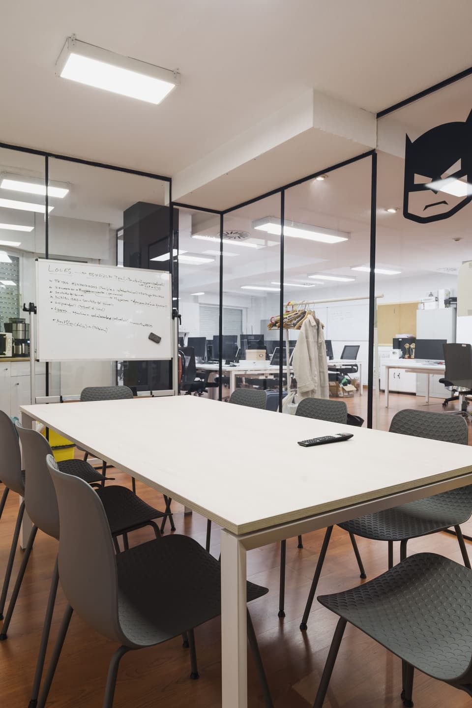 Sala A — mesa principal