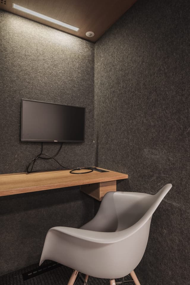 Cabina MEAVO Workspace interior